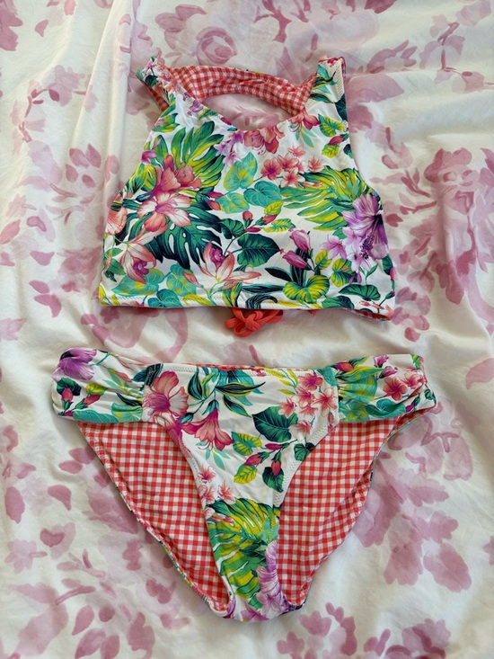 Tommy Bahama Other - Tommy Bahama reversible patterned high neck bikini